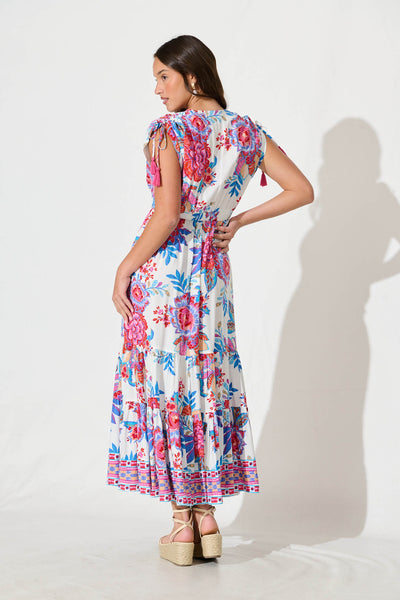 Olina Maxi Dress In Pink Floral Border Print