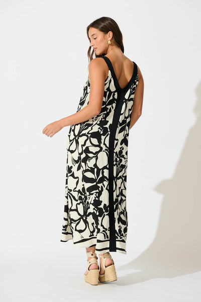 Jenny Maxi Dress in Black with White Print