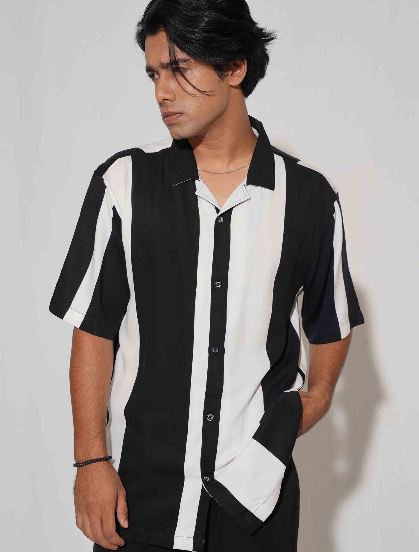 Black white stripe contrast havana shirt